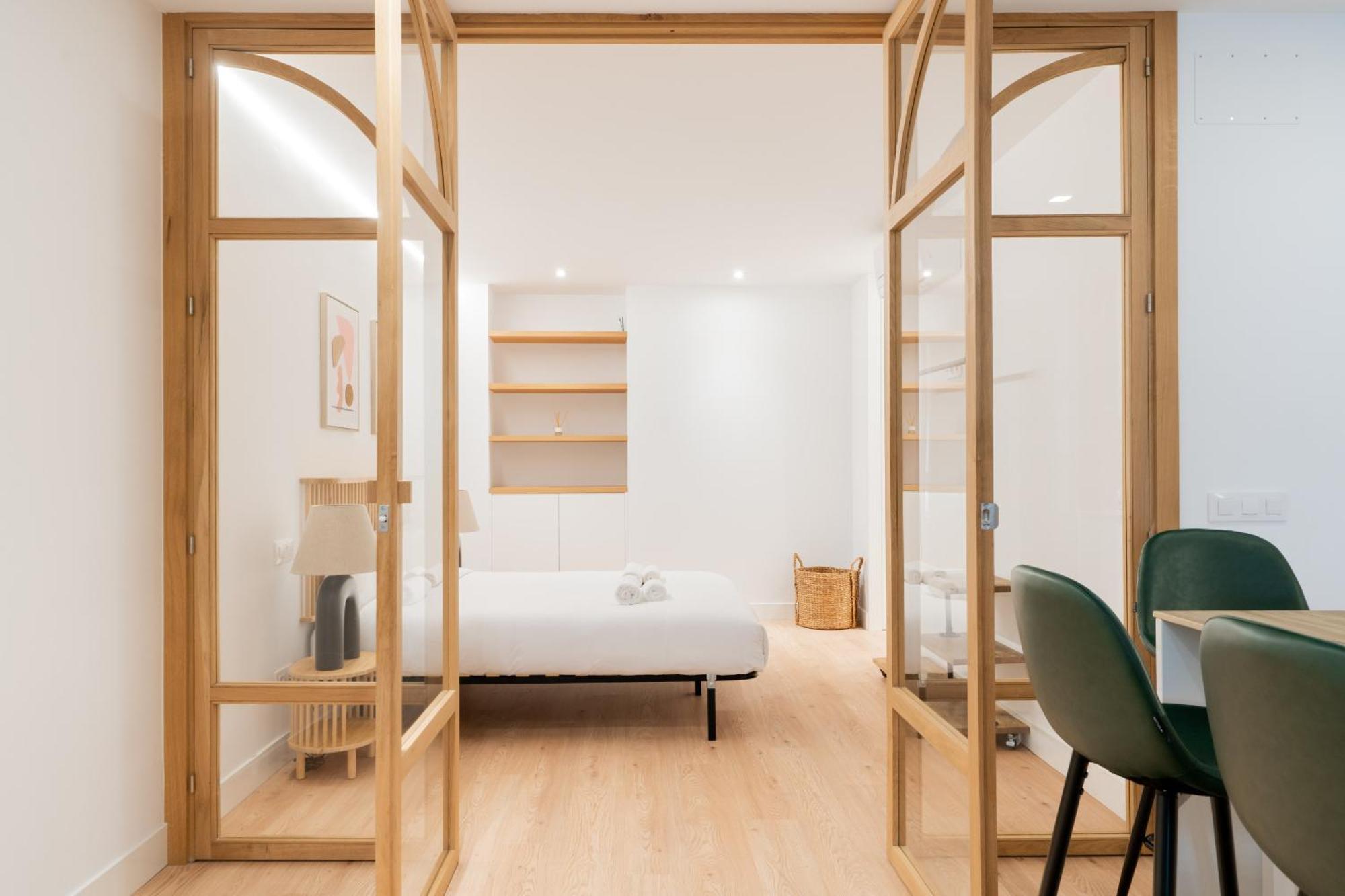 Apartamento Reformado Para 6 Personas En Plena Gran Via Alquiler Temporal 马德里 外观 照片