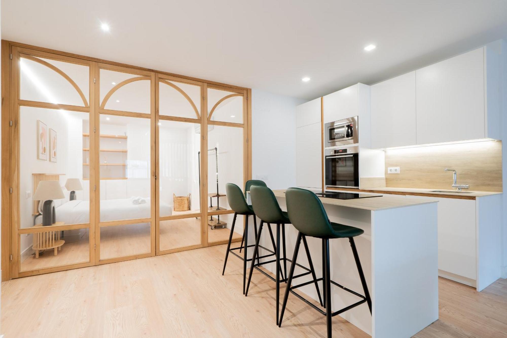 Apartamento Reformado Para 6 Personas En Plena Gran Via Alquiler Temporal 马德里 外观 照片